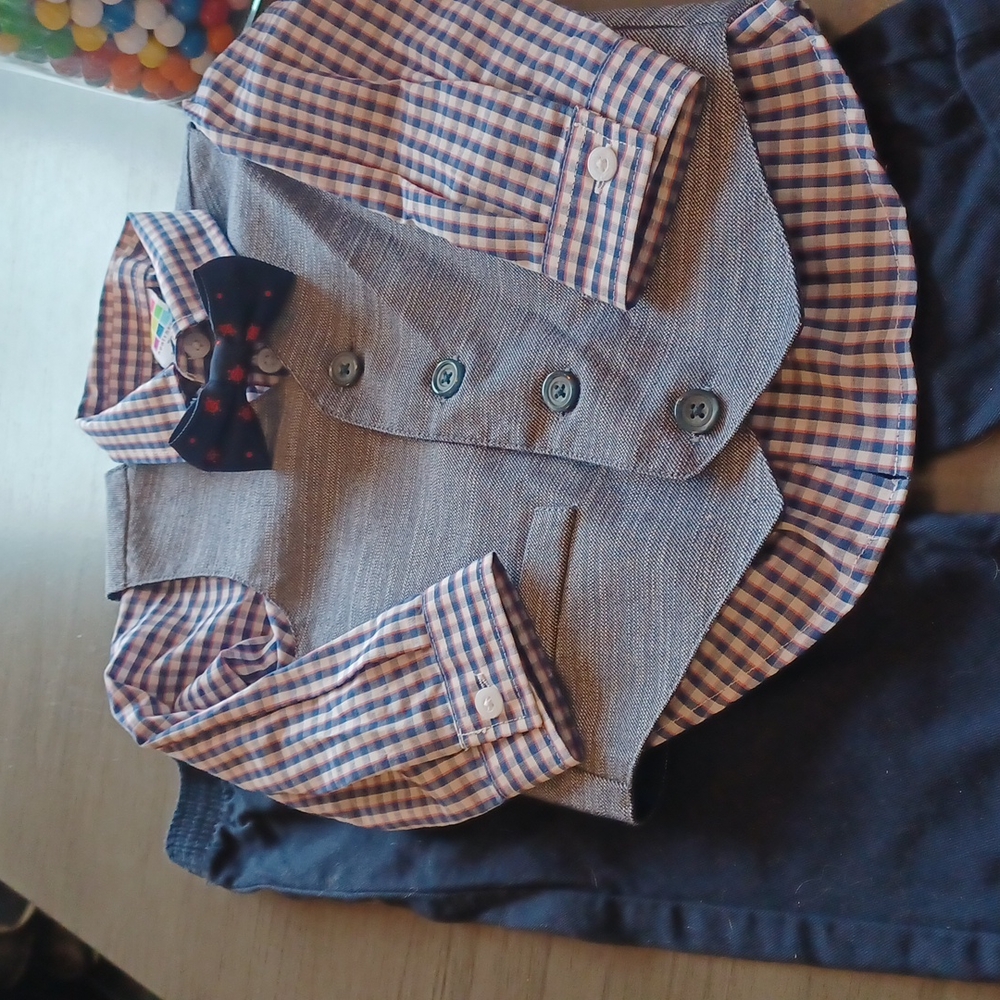 Toddler boy's 4pc Healthtex suit, 2T